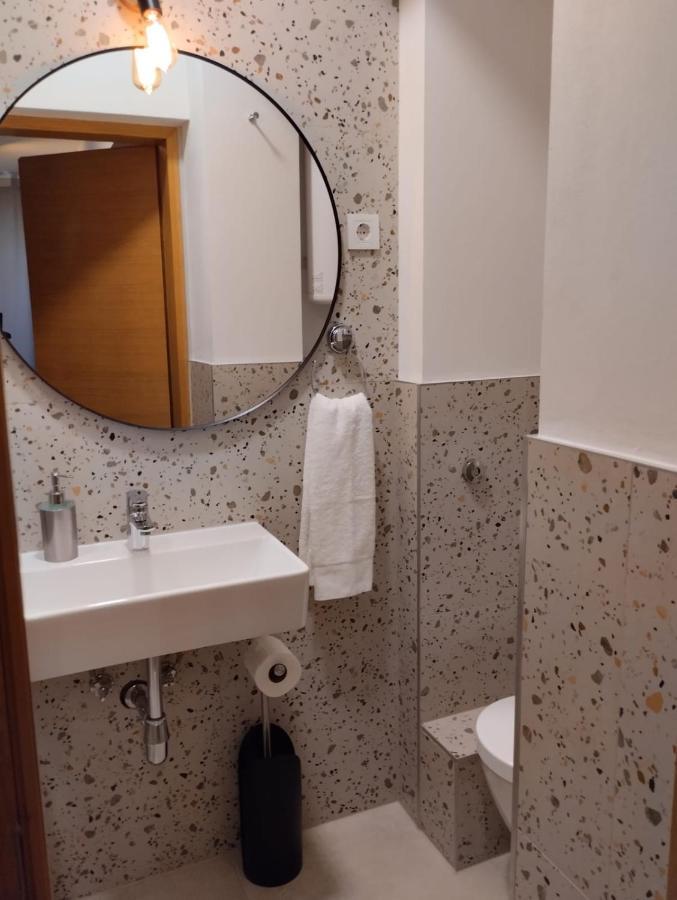 Apartman Zagreb , With Balcony And Free Parking Buitenkant foto