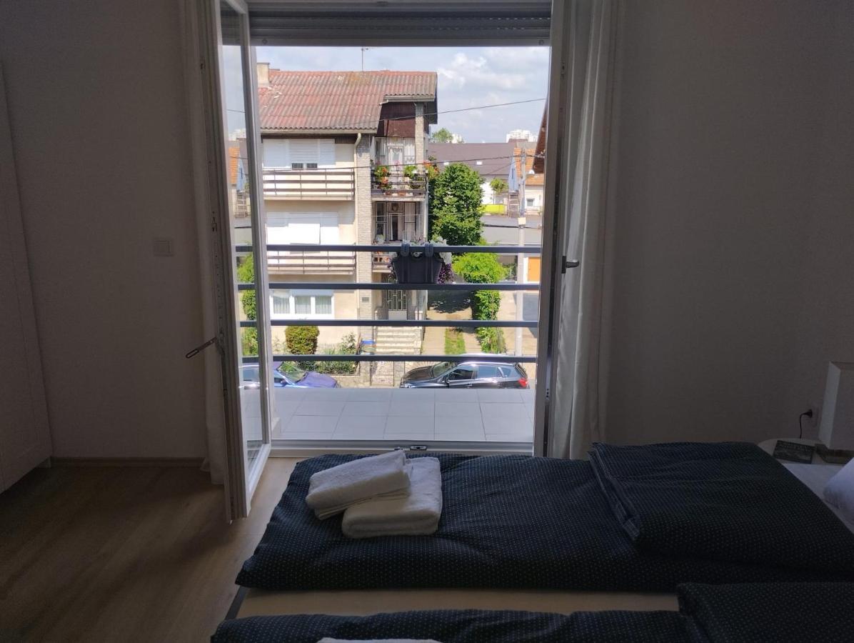 Apartman Zagreb , With Balcony And Free Parking Buitenkant foto